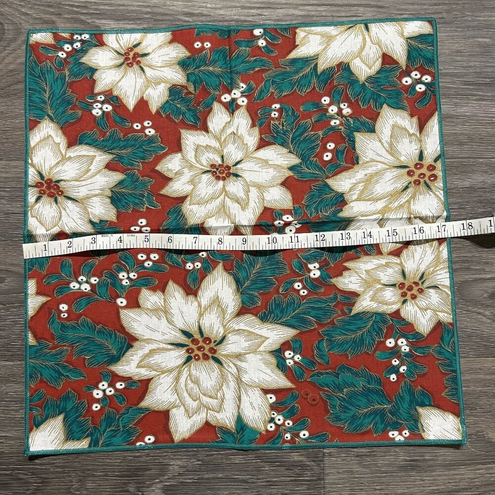 Set of 8 Christmas Poinsettia Cloth Napkins Linens Red Green Holiday Table Decor - Picture 3 of 6